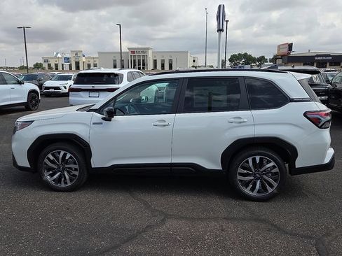 New 2026 Subaru Forester Touring AWD/4WD image 2