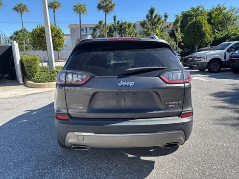 Used 2020 Jeep Cherokee Limited image 3