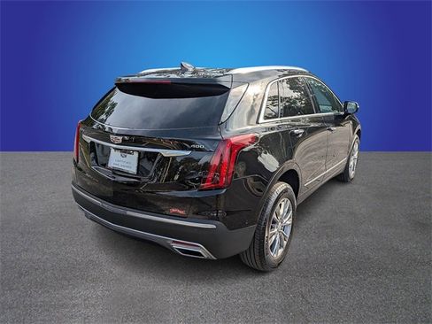 Certified 2022 Cadillac XT5 Premium Luxury w/ Technology Package image 5