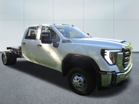 New 2026 GMC Sierra 3500 Pro w/ Convenience Package AWD/4WD image 6