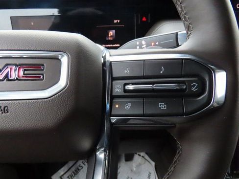 New 2026 GMC Yukon XL Elevation w/ Elevation Premium Package AWD/4WD image 34