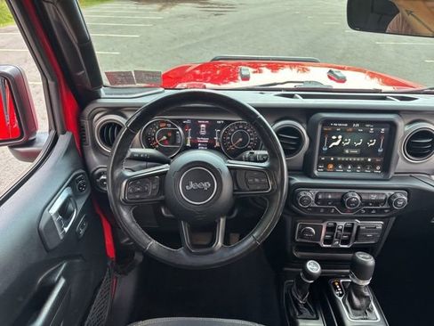 Used 2021 Jeep Wrangler Unlimited Sport image 27