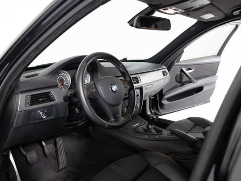 Used 2009 BMW M3 Sedan RWD image 16