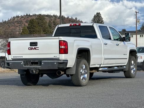 Used 2019 GMC Sierra 3500 SLT w/ Duramax Plus Package image 2