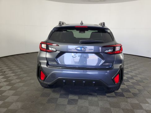 Used 2025 Subaru Crosstrek 2.5i Premium AWD/4WD image 5