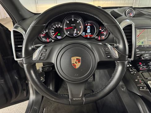 Used 2014 Porsche Cayenne Diesel AWD/4WD image 29