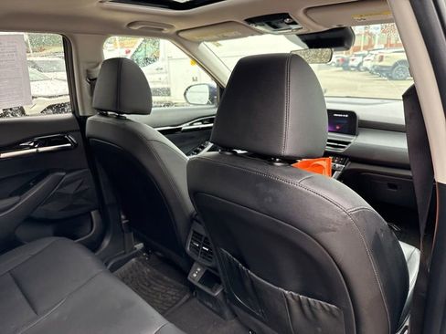 Used 2024 Kia Seltos EX AWD/4WD image 9