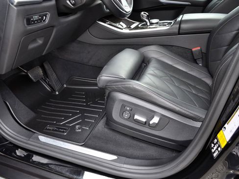 Used 2023 BMW X5 xDrive40i w/ Parking Assistance Package image 28