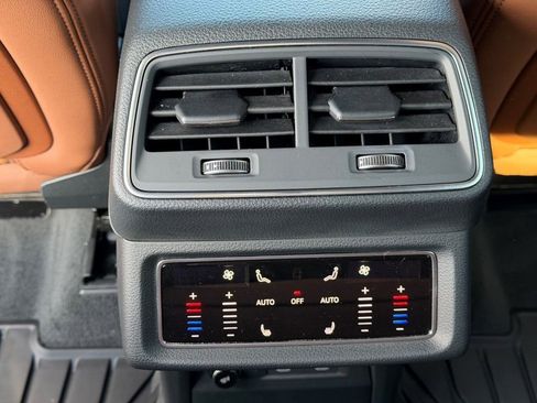 Certified 2024 Audi Q8 e-tron Premium Plus image 20