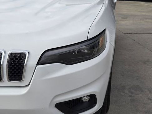 Used 2019 Jeep Cherokee Latitude w/ Popular Appearance Group FWD image 32