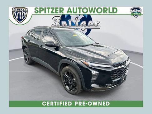 Used 2024 Chevrolet Trax ACTIV w/ Sunroof Package FWD image 1