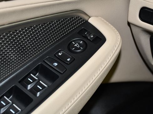 Used 2024 Acura MDX SH-AWD image 34