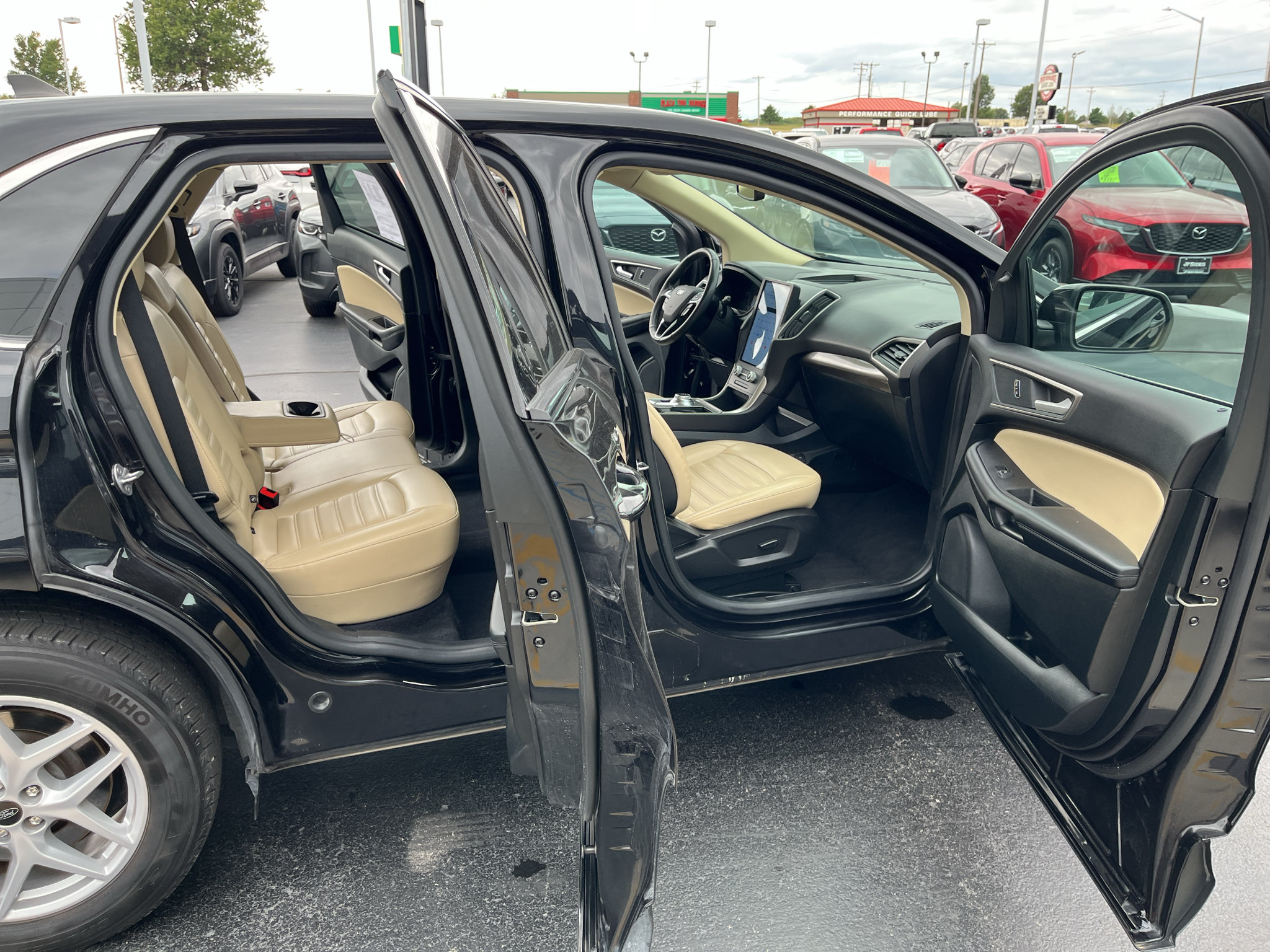 Used 2024 Ford Edge SEL AWD/4WD image 40