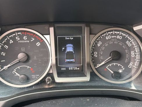 Certified 2023 Toyota Tacoma SR5 RWD image 13