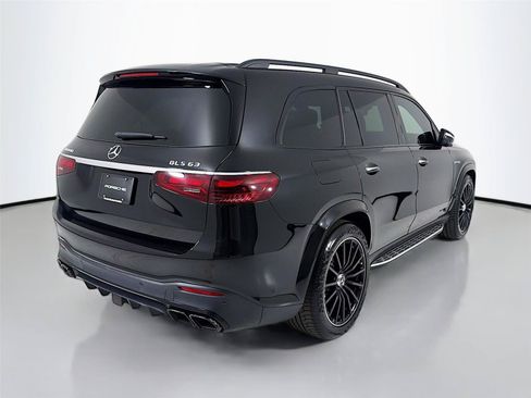 Used 2024 Mercedes-Benz GLS 63 AMG 4MATIC image 27