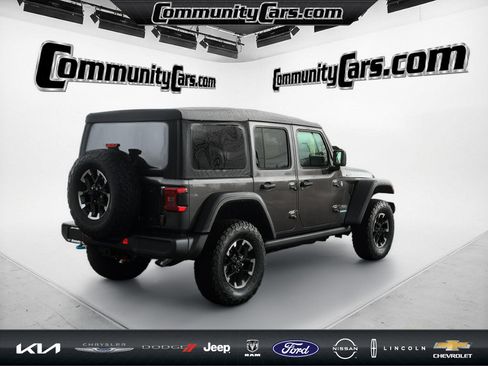 Used 2025 Jeep Wrangler Unlimited Rubicon 4xe w/ Convenience Group image 6