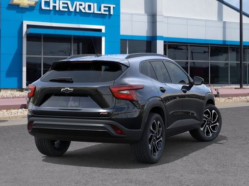 New 2026 Chevrolet Trax RS w/ Driver Confidence Package FWD image 4