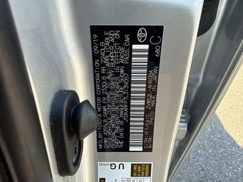 Used 2020 Toyota Prius Prime XLE w/ Carpet Mat Package FWD image 29