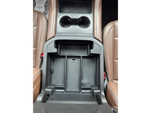 Used 2021 Chevrolet Tahoe High Country AWD/4WD image 29