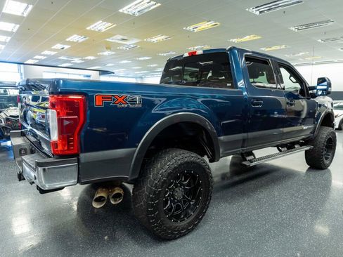 Used 2017 Ford F350 Lariat w/ FX4 4x4 Off Road Package image 6