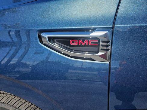 New 2026 GMC Yukon Denali w/ Sun & Power Step Package AWD/4WD image 13