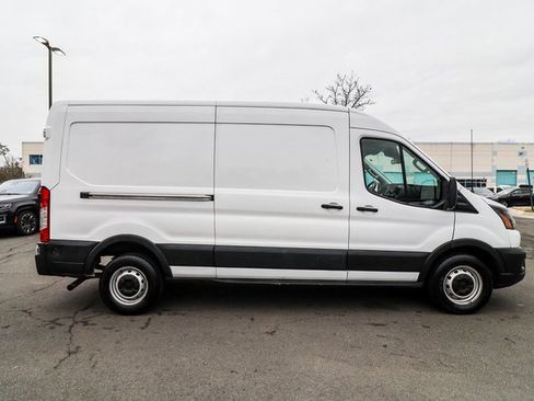 Used 2020 Ford Transit 250 Medium Roof image 18