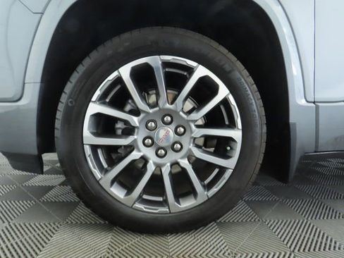 Used 2023 GMC Acadia Denali w/ Denali Technology Package image 31