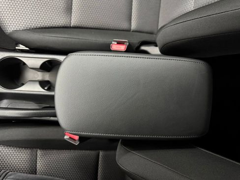 Used 2020 Kia Soul LX image 27