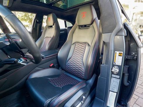 Used 2019 Lamborghini Urus AWD/4WD image 55