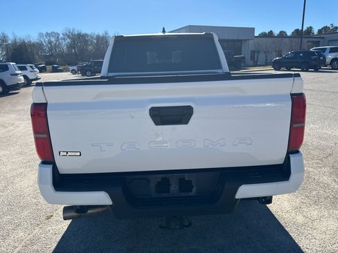Used 2024 Toyota Tacoma SR5 image 6