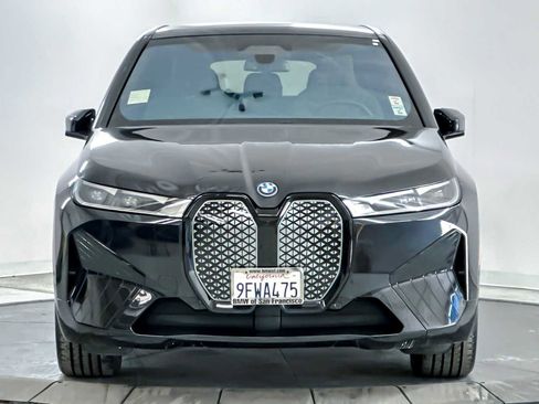 Used 2024 BMW iX xDrive50 w/ Sport Package image 10