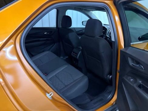 Used 2018 Chevrolet Equinox LT w/ Sun & Infotainment Package FWD image 15