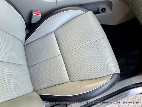 Used 2021 Kia Sedona EX image 42