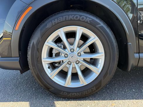Used 2025 Honda CR-V EX image 11