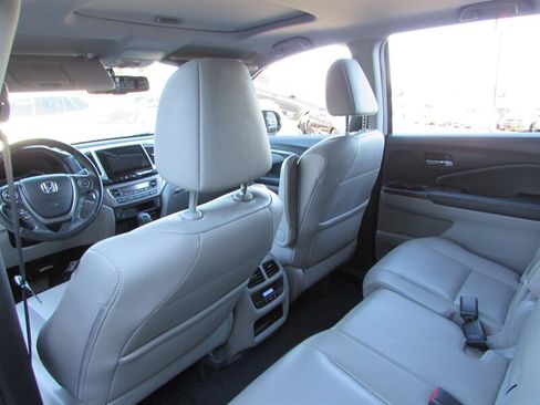 Used 2018 Honda Pilot EX-L image 17