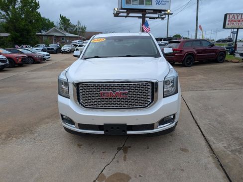 Used 2017 GMC Yukon Denali w/ Open Road Package image 2