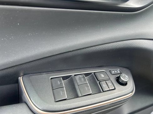 Used 2023 Toyota Crown AWD/4WD image 14