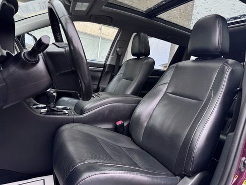 Used 2019 Toyota Highlander Limited Platinum image 16