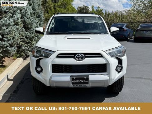 Used 2024 Toyota 4Runner TRD Off-Road AWD/4WD image 2