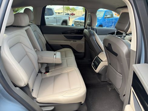 Used 2025 Lincoln Nautilus Premier AWD/4WD image 14