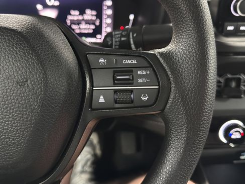 Used 2024 Honda Accord LX image 22