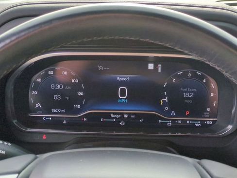 Used 2022 Chevrolet Suburban LT image 20