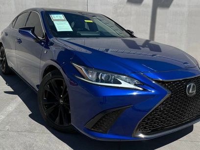 Used 2023 Lexus ES 350 F Sport w/ Accessory Package (Z2)