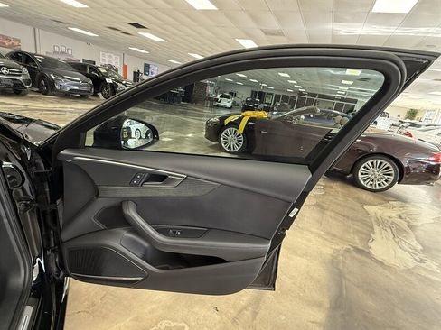 Used 2019 Audi A4 2.0T Premium Plus w/ Premium Plus Package AWD/4WD image 13