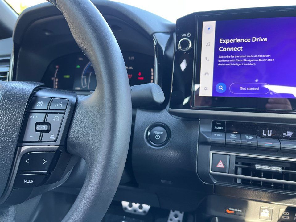Used 2026 Toyota Camry SE w/ Multimedia Upgrade Package FWD image 31