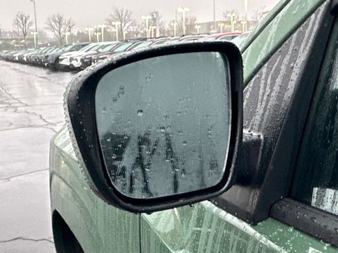 New 2026 Nissan Frontier SV w/ SV Convenience Package image 12