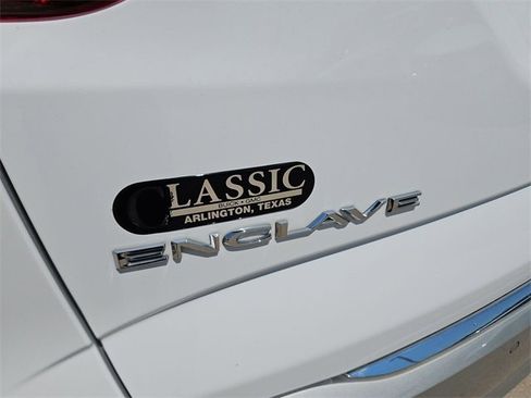 Used 2023 Buick Enclave Essence w/ Experience Buick Package image 30