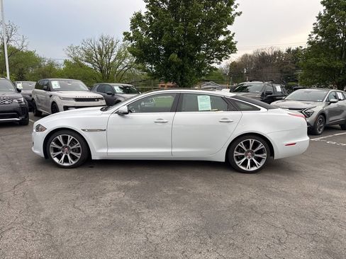 Used 2019 Jaguar XJ L Portfolio AWD/4WD image 2