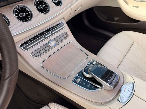 Used 2018 Mercedes-Benz E 400 E 400 image 16