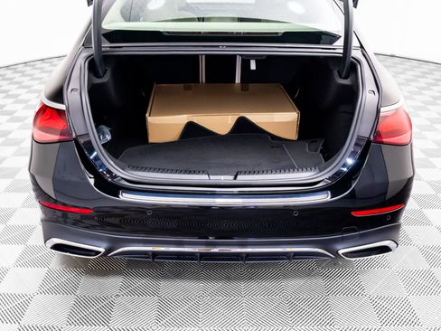 New 2026 Mercedes-Benz E 350 4MATIC Sedan image 34